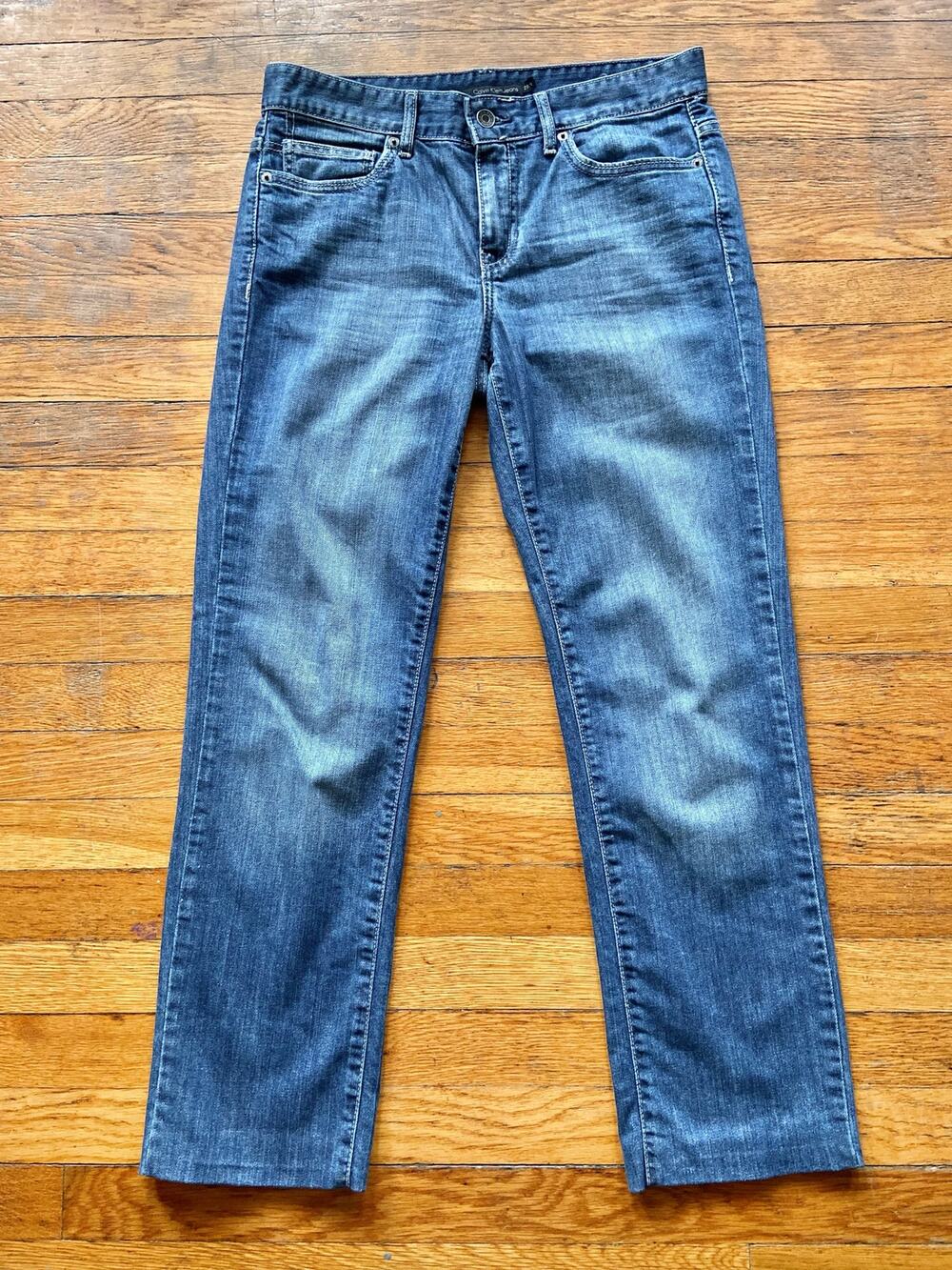 CALVIN KLEIN Mid-Rise Skinny Jeans sz 28/6 (actual 31w)